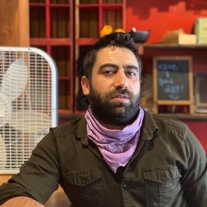 Meet your Posher, Hakan